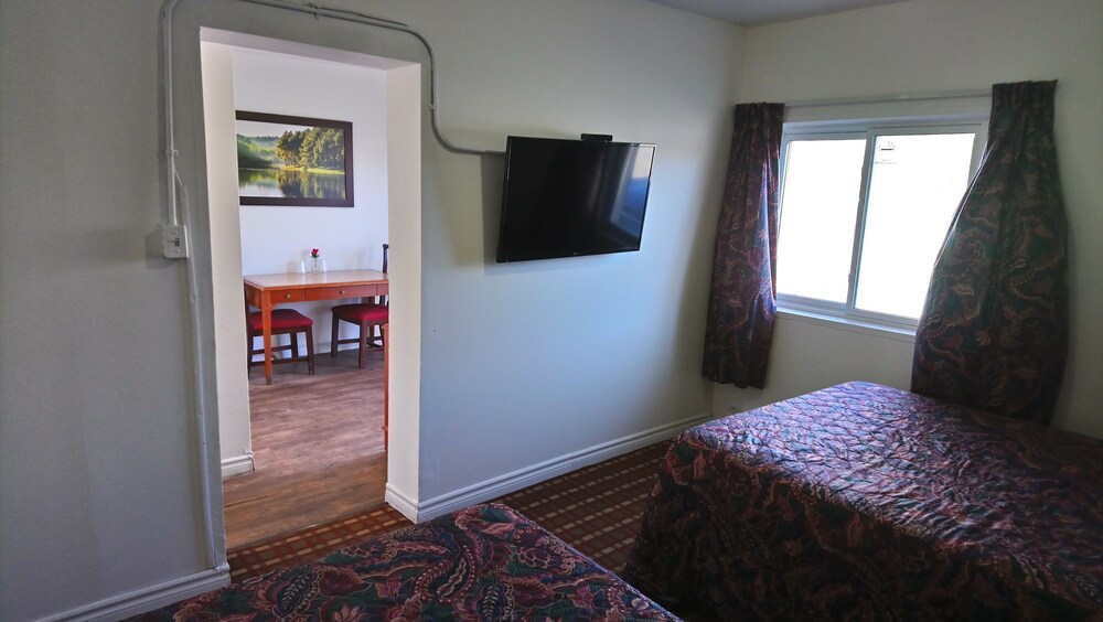 Guestroom View