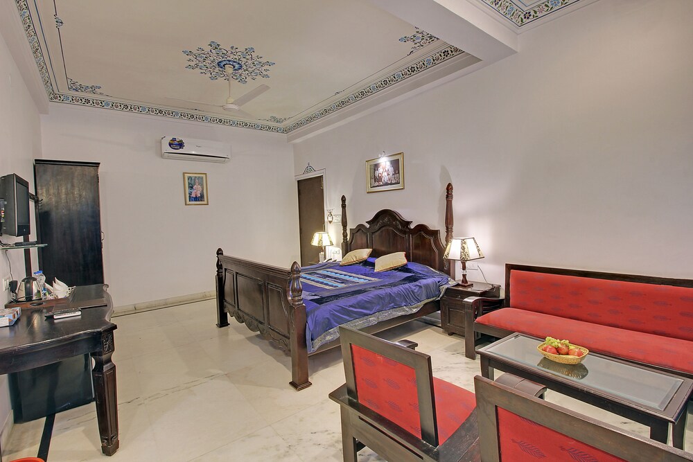 Guestroom