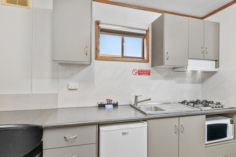 Standard Studio Cabin - In-Room Kitchen