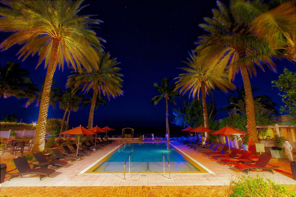Infinity Pool