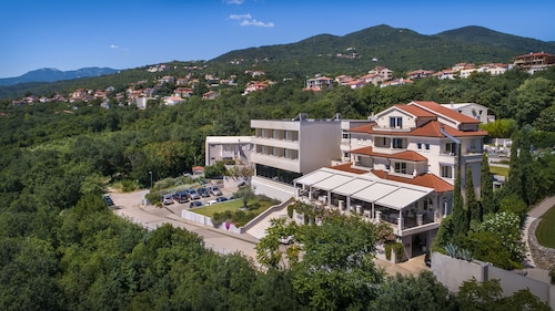 Hotel Villa Kapetanovic
