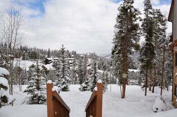 Skiing