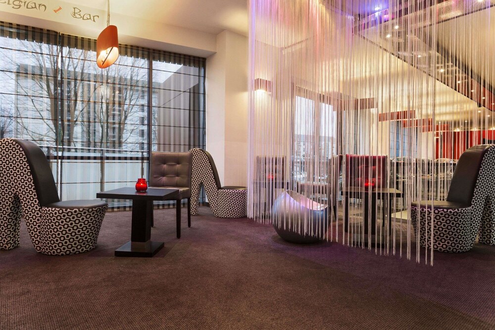 Hotel Bar