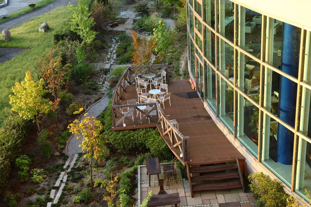 Terrace/patio, Biwako Ryokusuitei