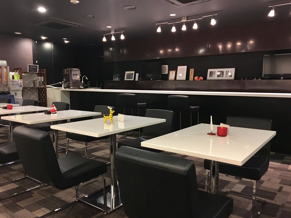 Hotel Lounge
