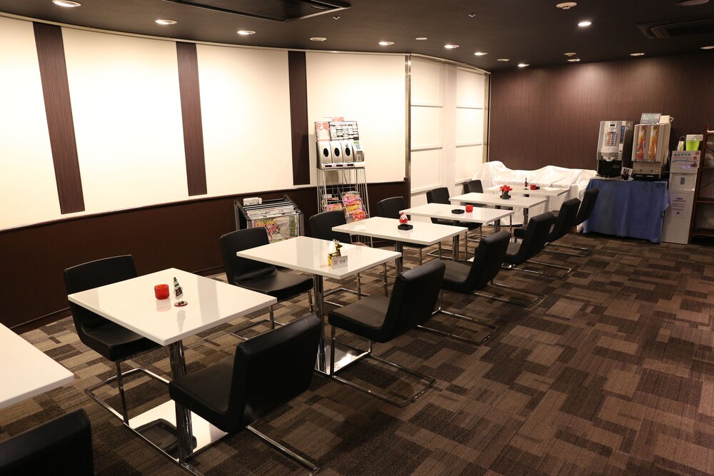 Hotel Lounge