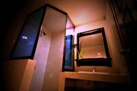 Suite, 1 King Bed