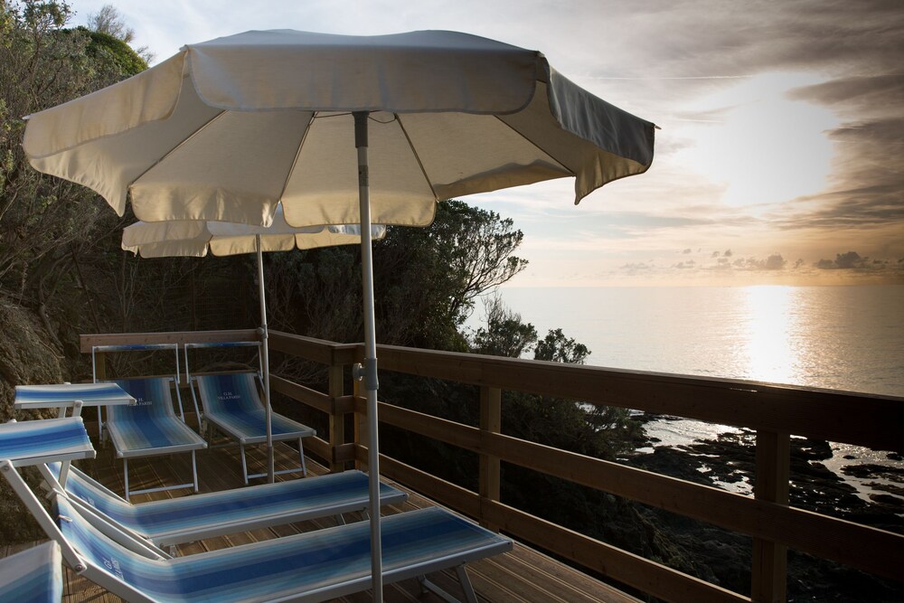 Sundeck
