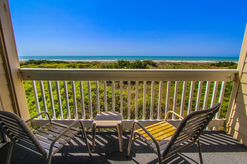 Condo, 2 Bedrooms - Balcony
