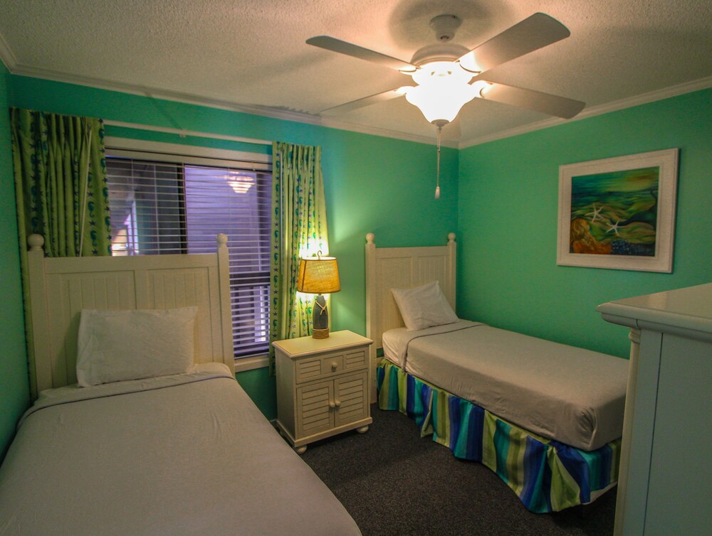 Condo, 2 Bedrooms - Guestroom