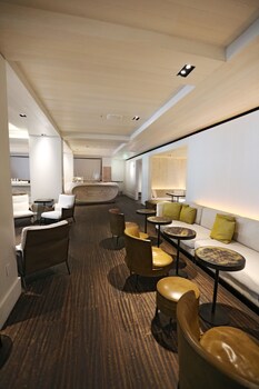 Hotel Lounge