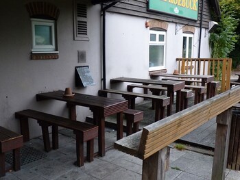 Southampton Vacations - The Roebuck Inn - Property Image 2