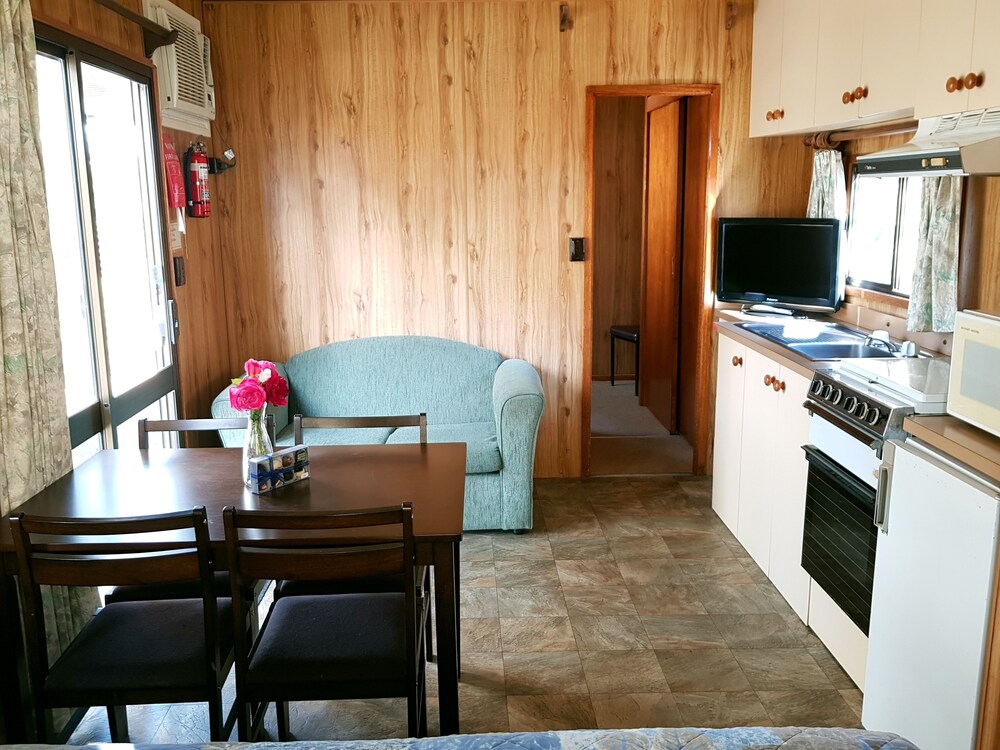 Economy Cabin - Living Area