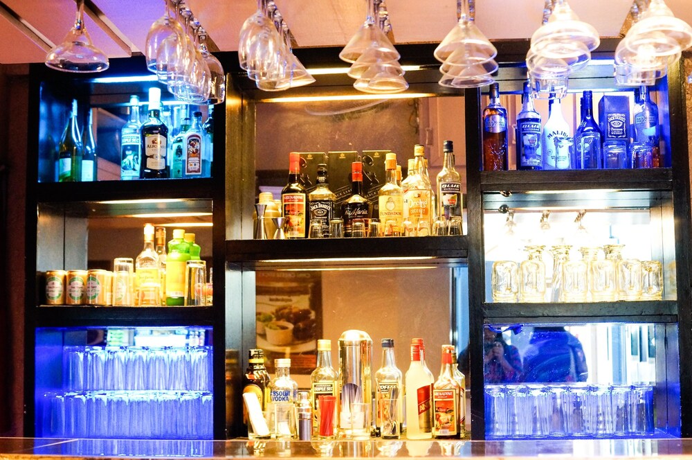 Hotel Bar