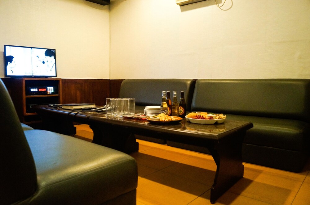 Karaoke Room
