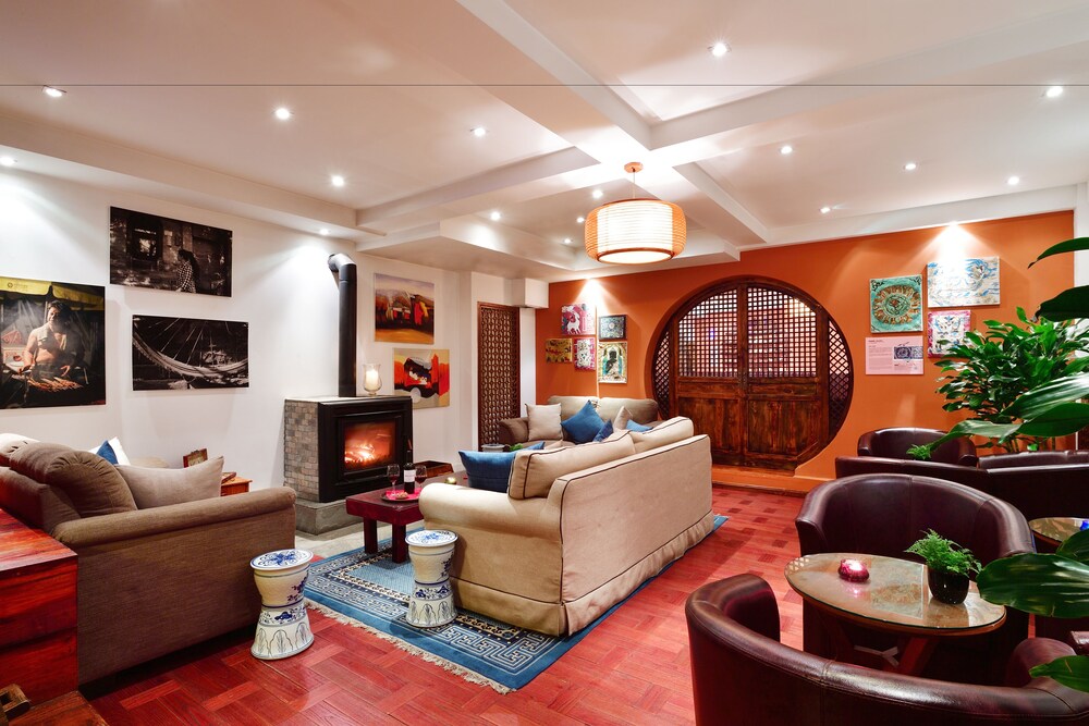 Hotel Lounge