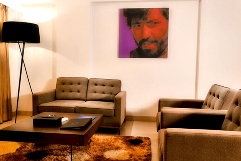 Deluxe Apartment (Suites-1 BHK) - Living Room