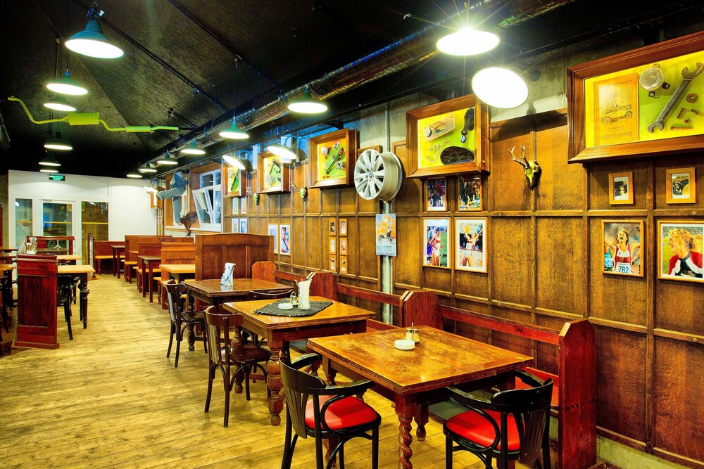 Sports Bar