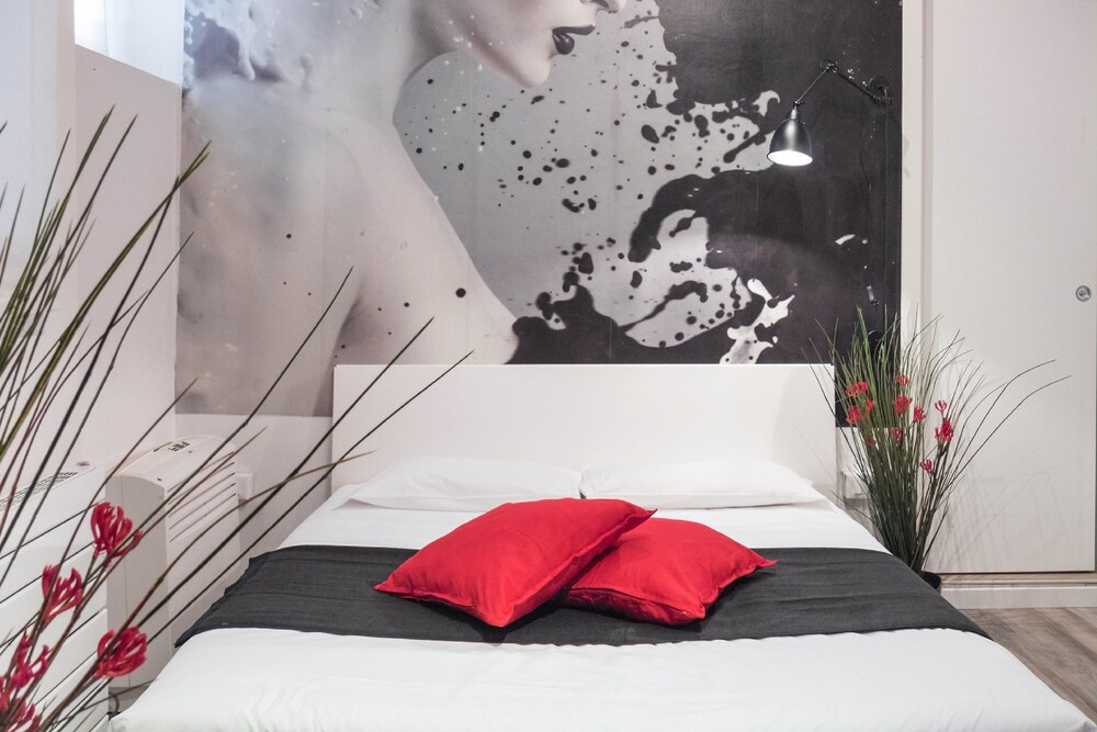 Standard Apartment, 2 Bedrooms (Apt 5) - Guestroom