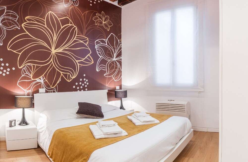 Apartment, 4 Bedrooms - Guestroom