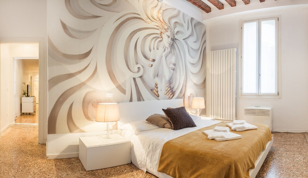 Apartment, 4 Bedrooms - Guestroom