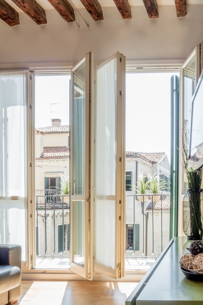 Standard Apartment, 2 Bedrooms (Apt 3) - Guestroom View