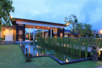 Hotel Front