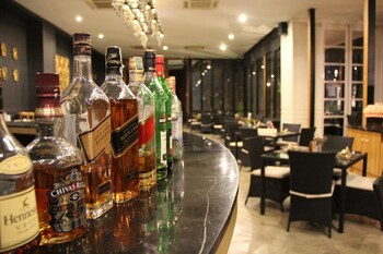 Hotel Bar