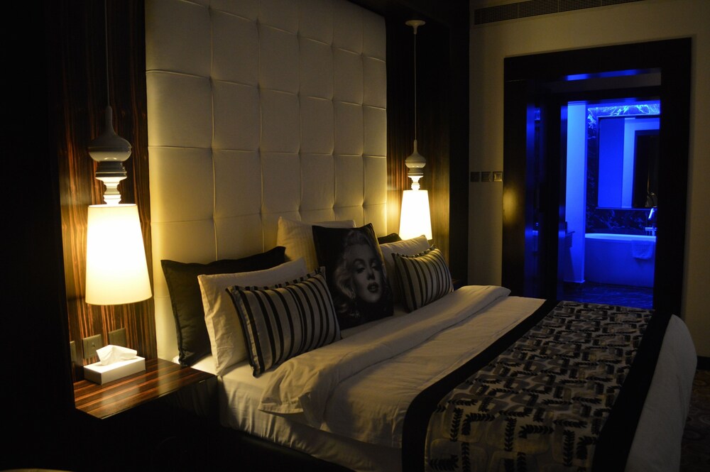 Suite, 2 Bedrooms (Italian Suite ) - Bathroom