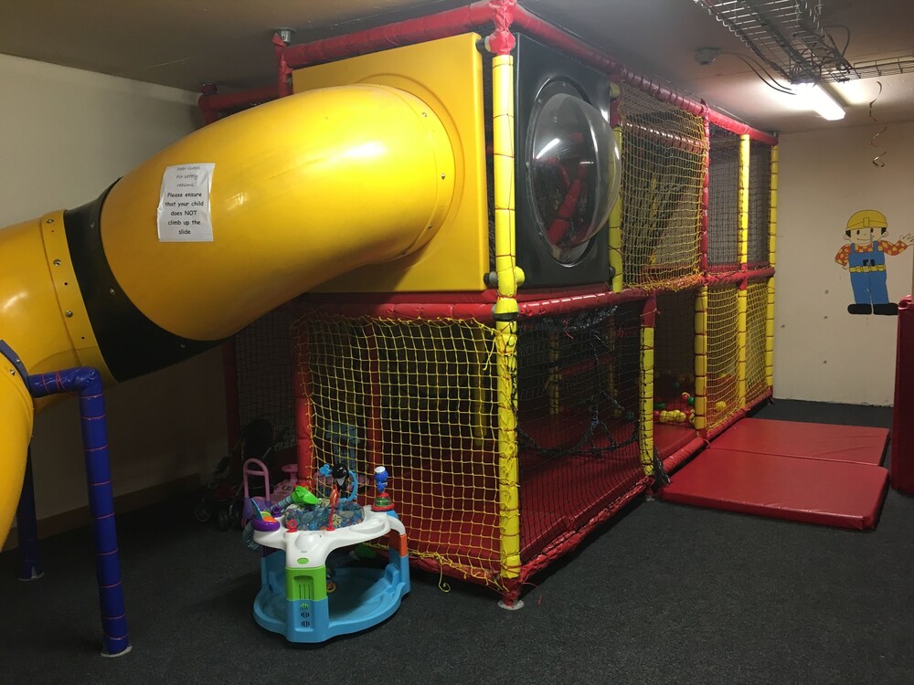 Childrens Play Area - Indoor
