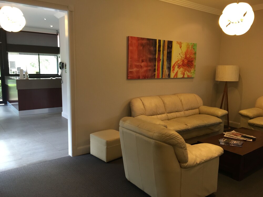 Executive Lounge