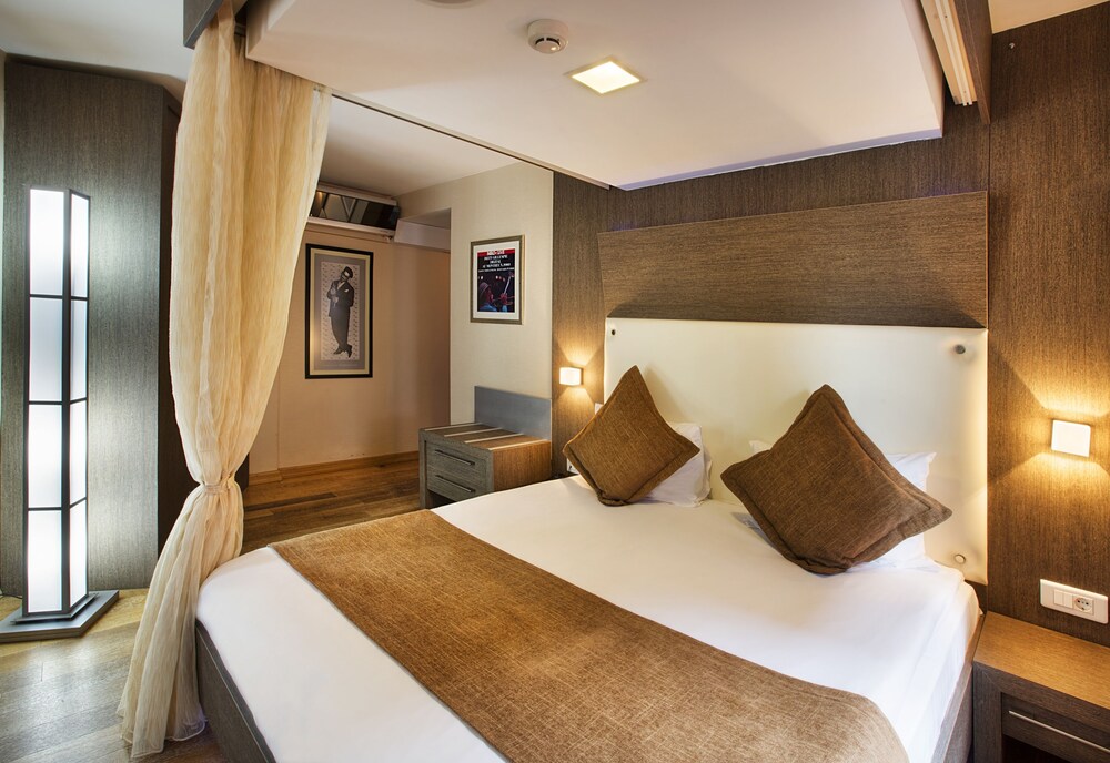 Guestroom
