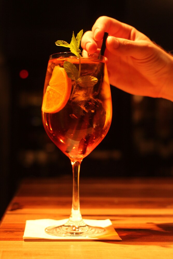 Hotel Bar