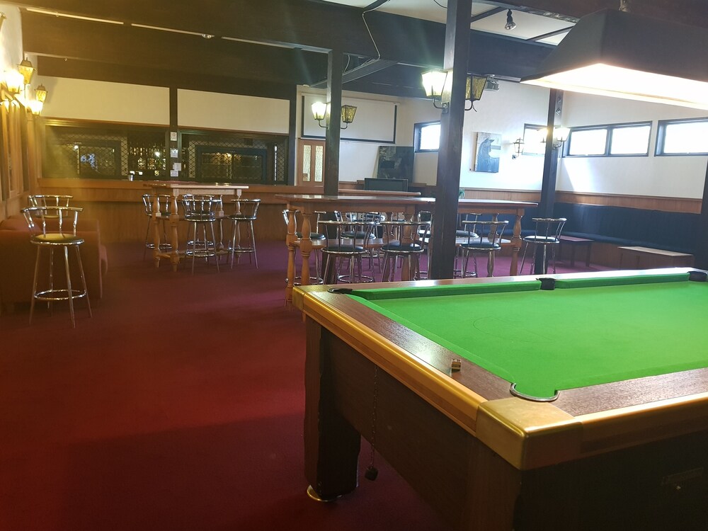 Hotel Bar