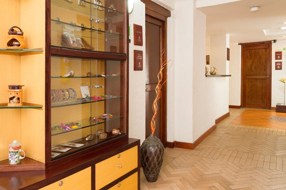 Gift Shop