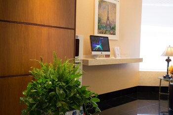 Check-in/Check-out Kiosk