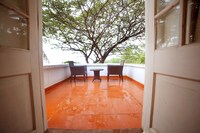 Sea View Deluxe