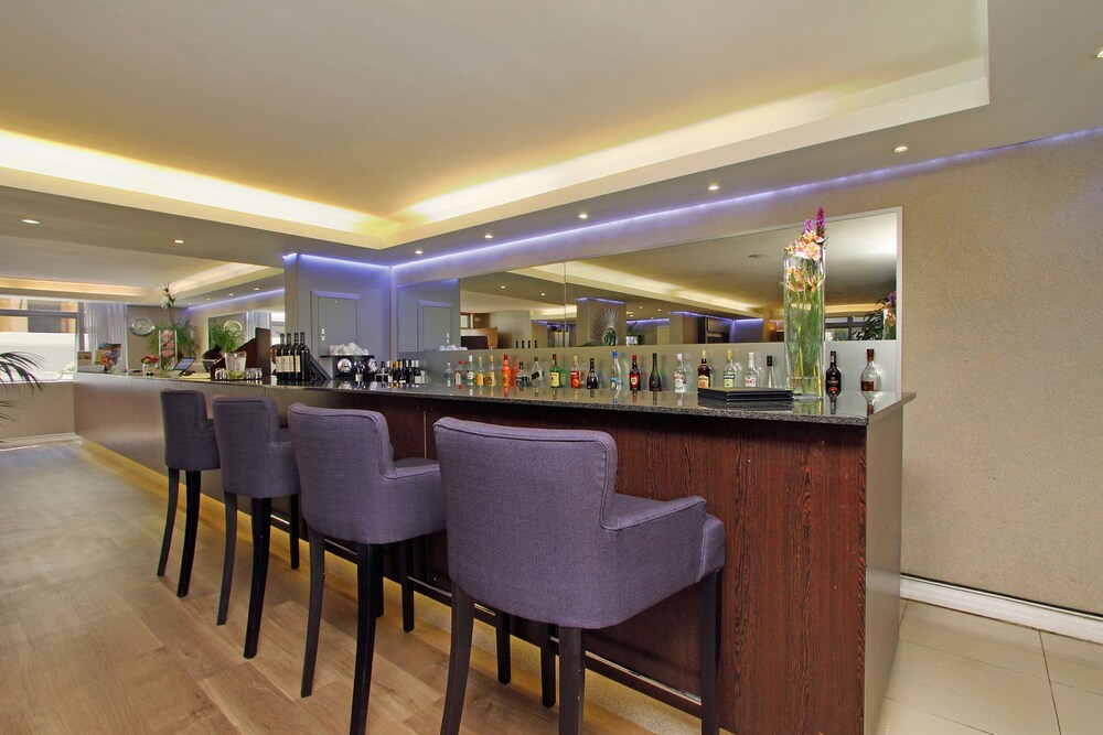 Hotel Lounge