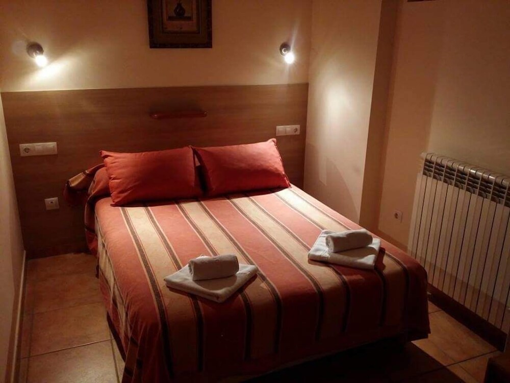 Apartment, 2 Bedrooms (for 4) - Guestroom