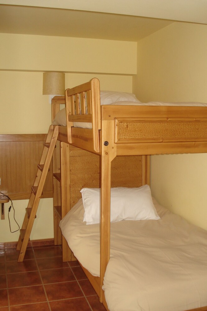 Apartment, 2 Bedrooms (for 4) - Guestroom