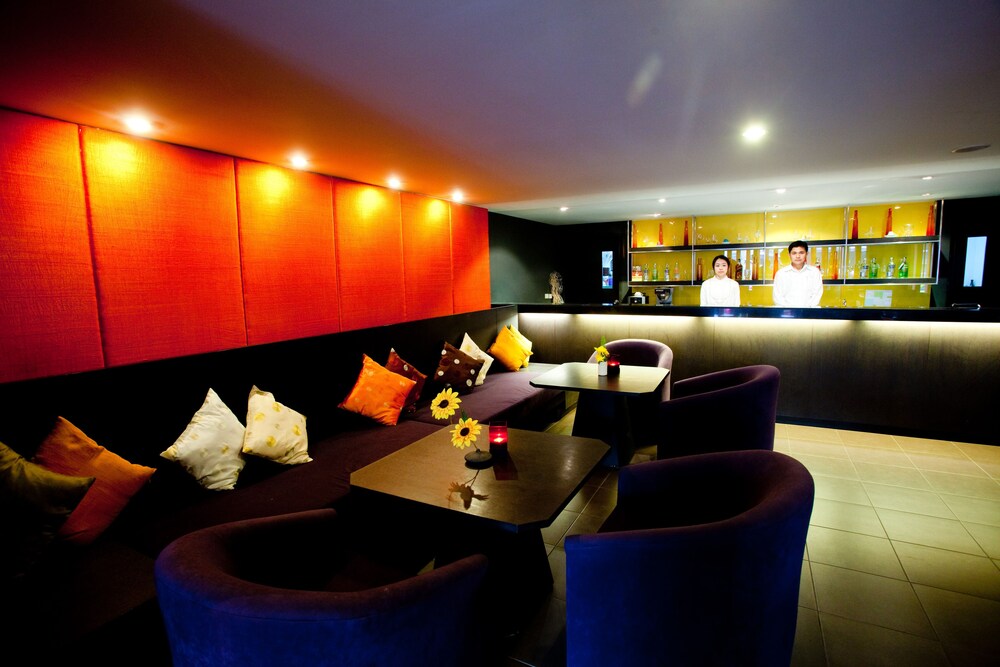 Hotel Bar