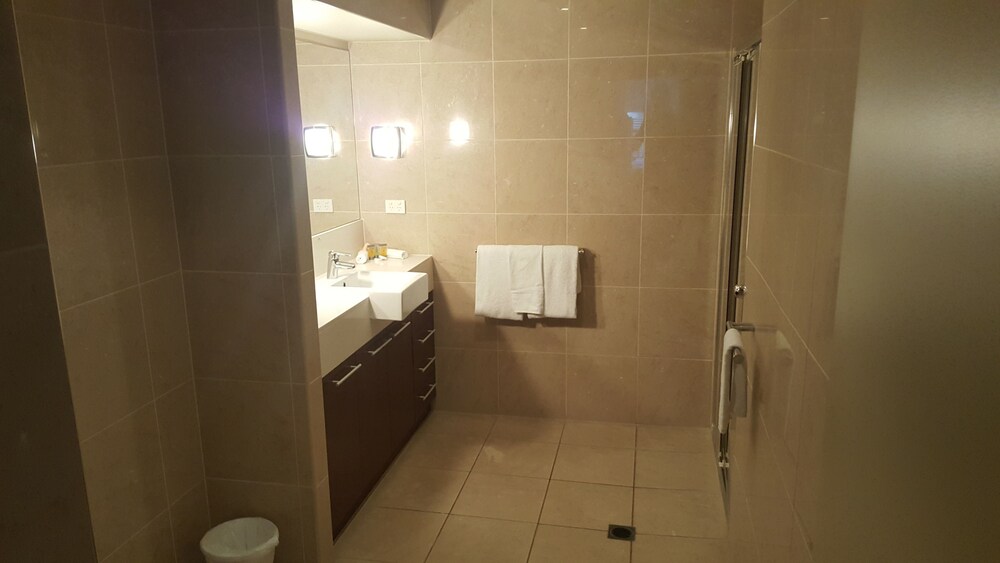 Superior Apartment, 2 Bedrooms - Bathroom