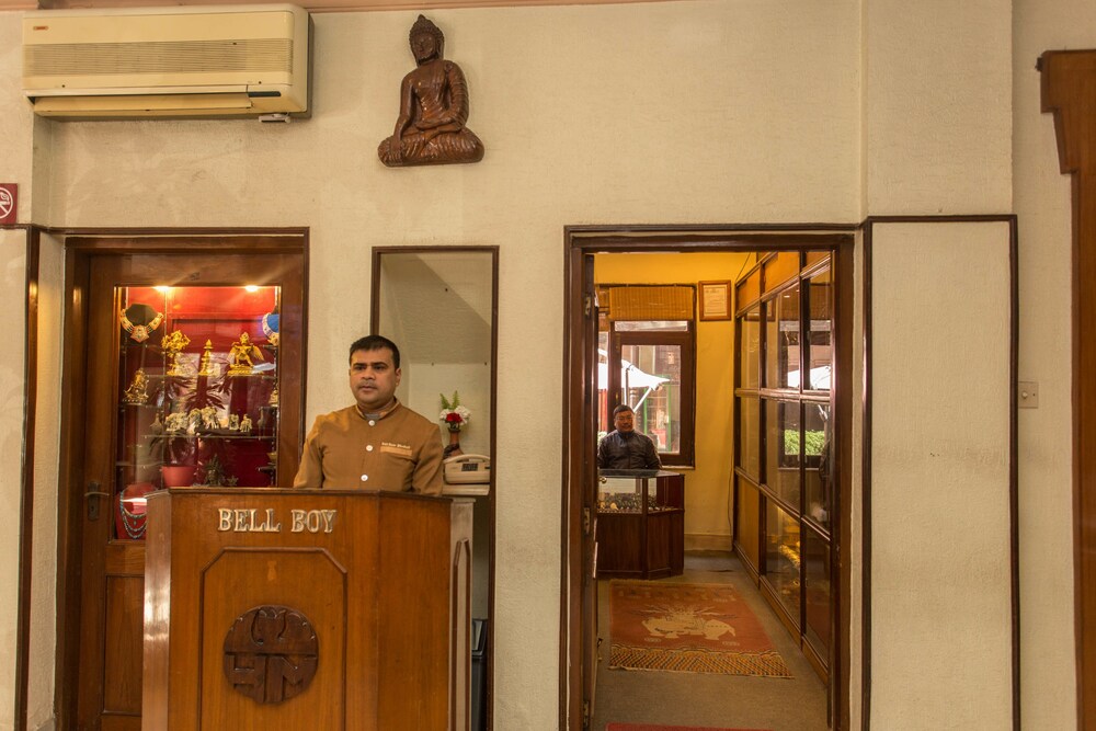 Concierge Desk