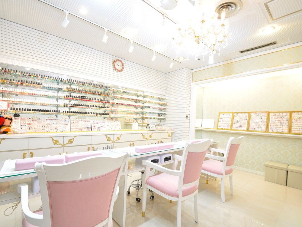 Nail Salon