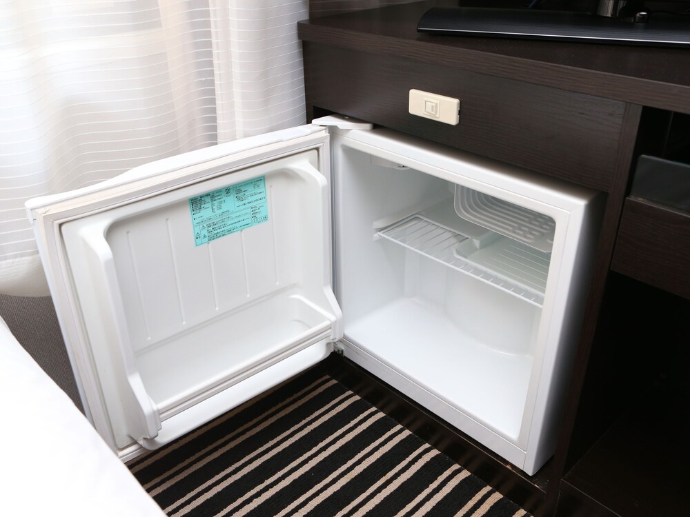 Mini-Refrigerator