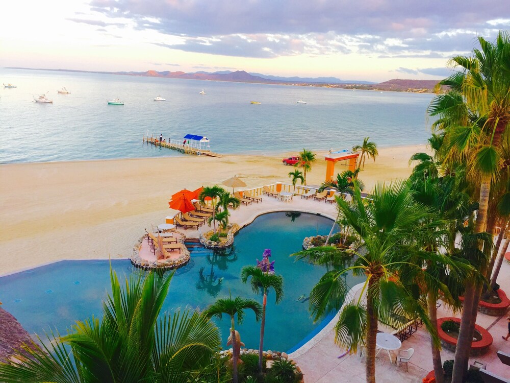 Aerial view, Hotel Palmas De Cortez