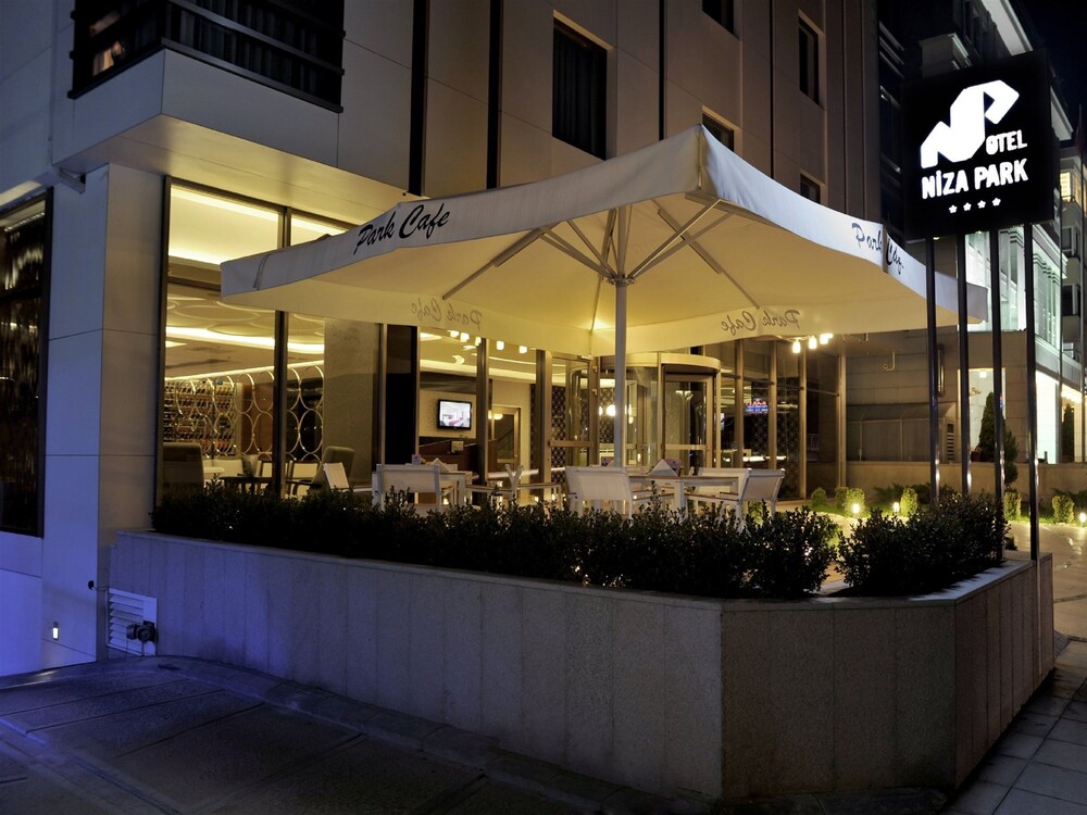 Cafe
