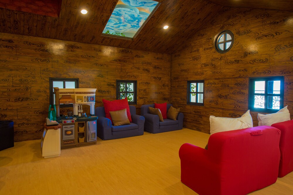 Childrens Area