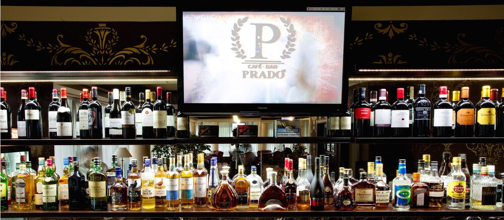 Hotel Bar