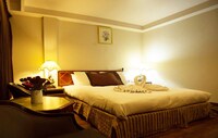 Standard room with Free Snack Bar 24Hrs